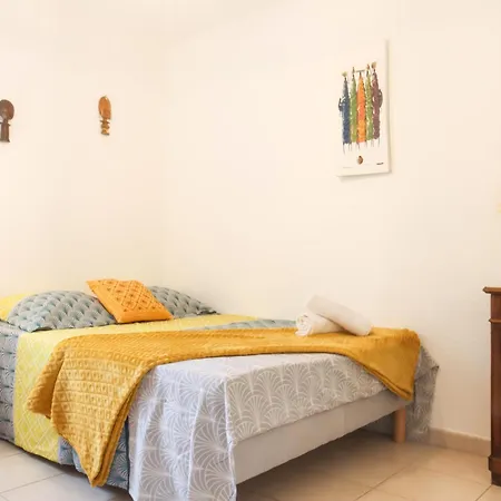 L'oasis Urbain - Charme Unique Et Piscine Apartamento *